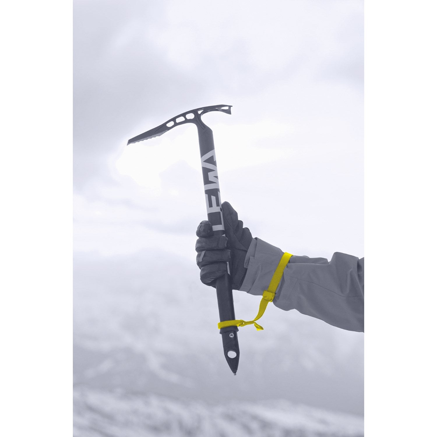 ALPINE-X ICE AXE