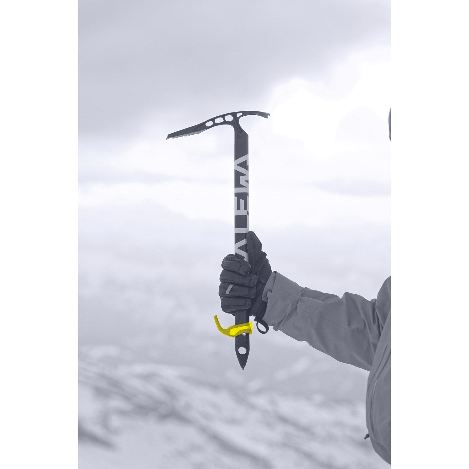 ALPINE-X ICE AXE